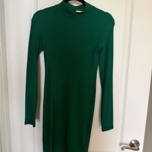 H&M Vibrant Green Long Sleeve Dress